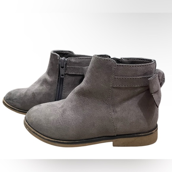 PLACE Booties for Girl color:gray size:8 - Picture 1 of 6
